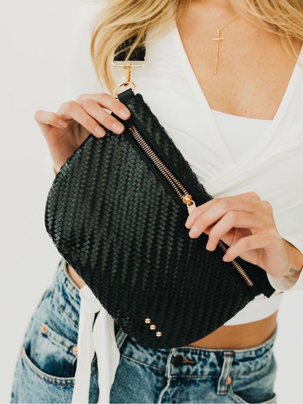 Pretty Simple Diagonal Woven Westlyn Bum Bag Black Top Selling Bag High Quality